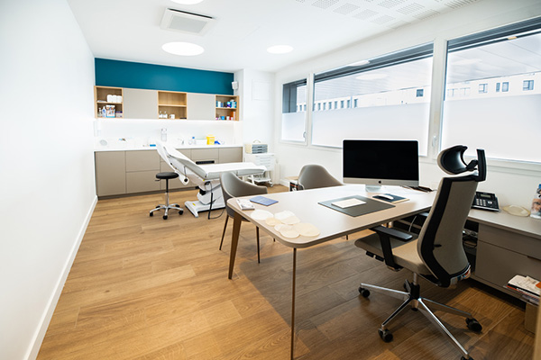 La parcours de soin Dr Dlimi chirurgien esthétique